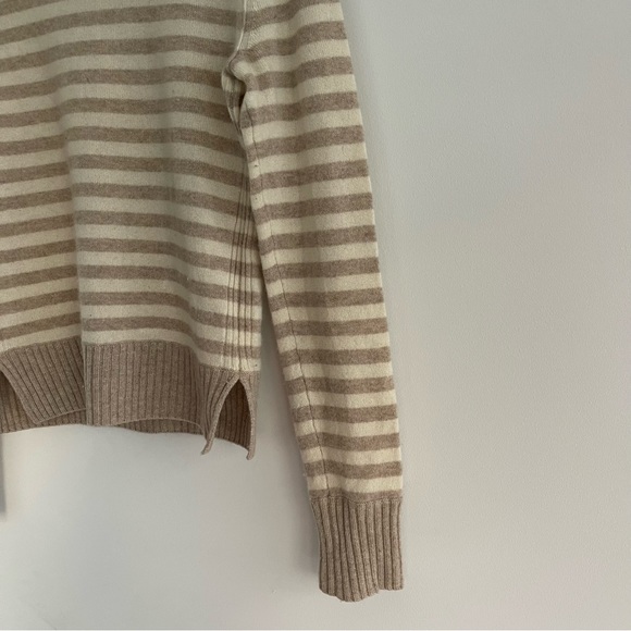 Sweater by Club Monaco (XS) - Picture 4 of 6